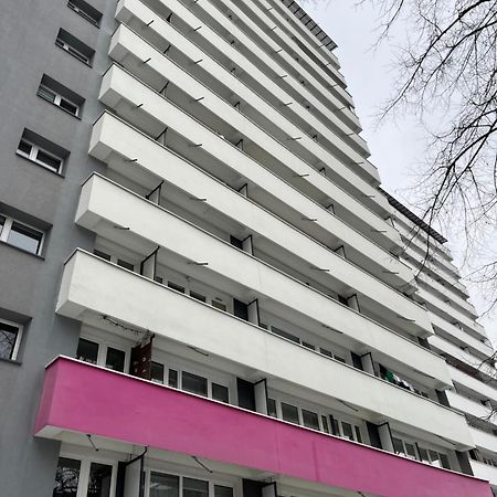 Apartament Tysiaclecia 6 Apartment คาโตวีตเซ ภายนอก รูปภาพ